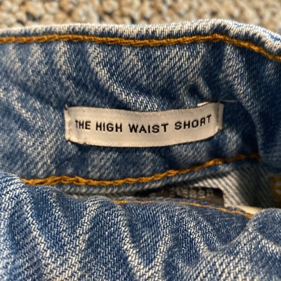 Zara Distressed High Waist Short Size 0 in Like New Condition - Picture 7 of 9